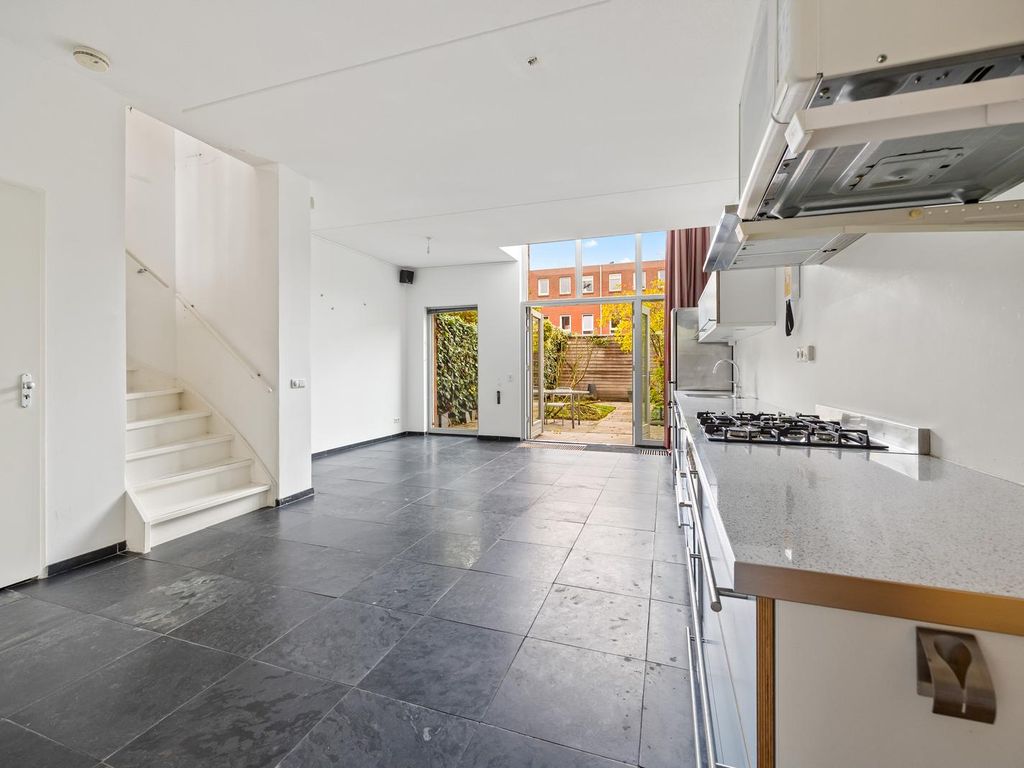 Amalia van Solmsstraat 78, 'S-Gravenhage