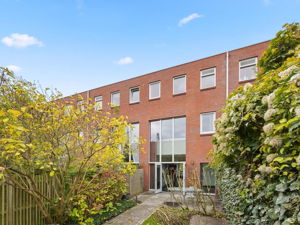 Amalia van Solmsstraat 78, 'S-Gravenhage