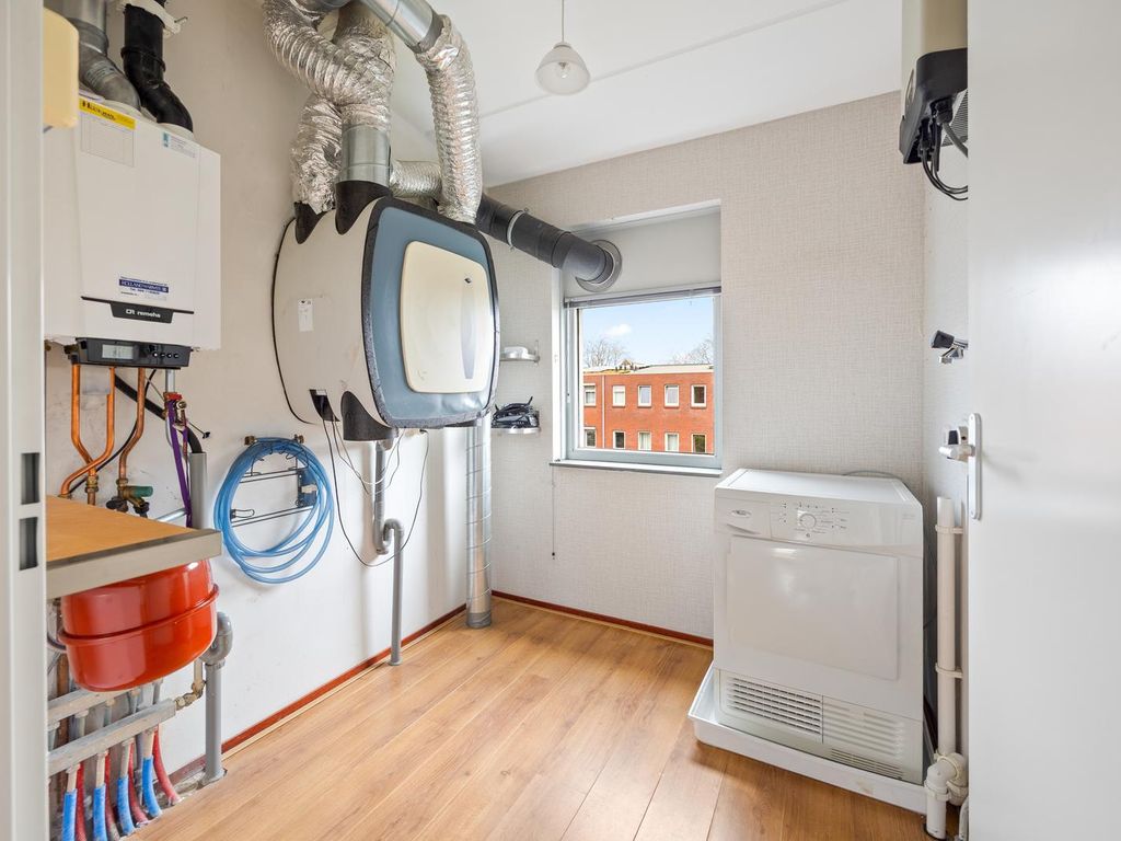 Amalia van Solmsstraat 78, 'S-Gravenhage