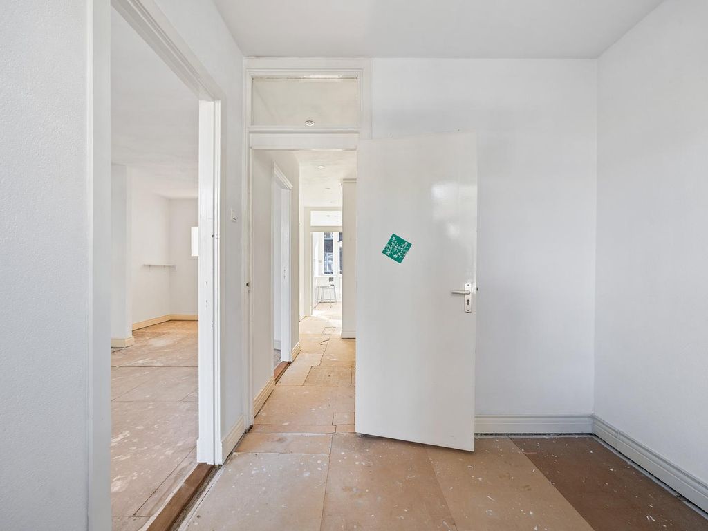 Linnaeusstraat 212, 'S-Gravenhage