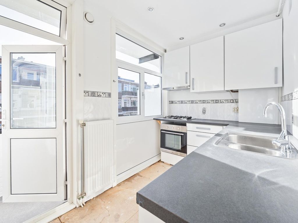 Linnaeusstraat 212, 'S-Gravenhage