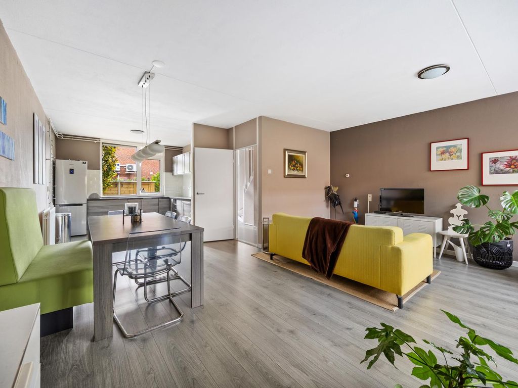 Karpersloot 24, Zoetermeer