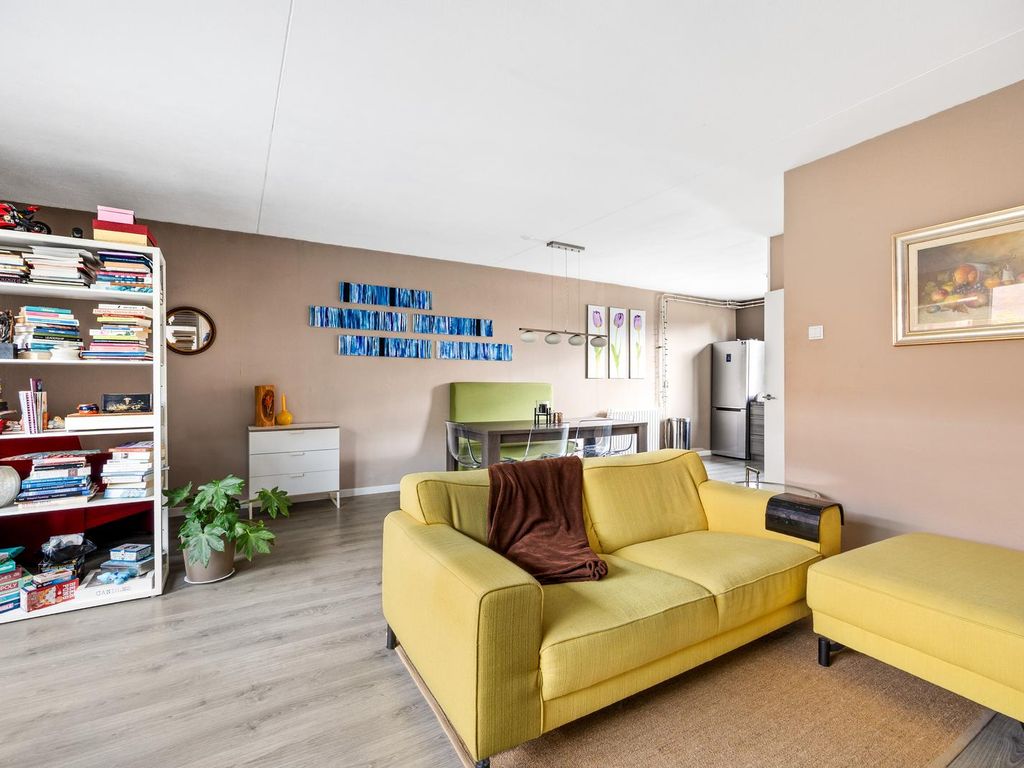 Karpersloot 24, Zoetermeer