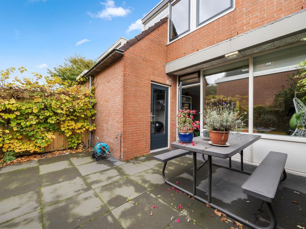 Karpersloot 24, Zoetermeer