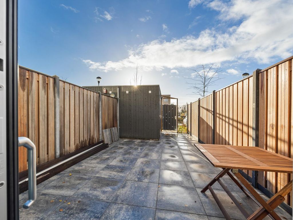 Fresiatuin 2, Pijnacker