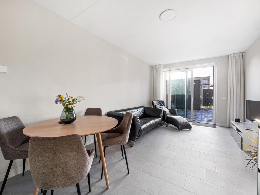 Fresiatuin 2, Pijnacker