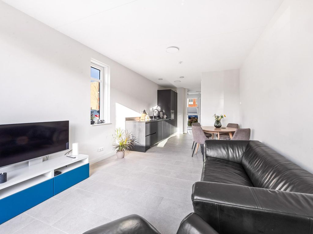 Fresiatuin 2, Pijnacker