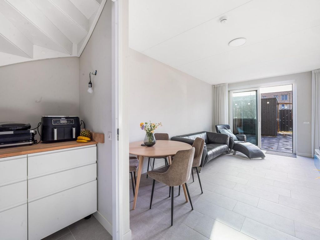 Fresiatuin 2, Pijnacker