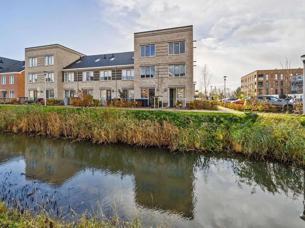 Fresiatuin 2, Pijnacker