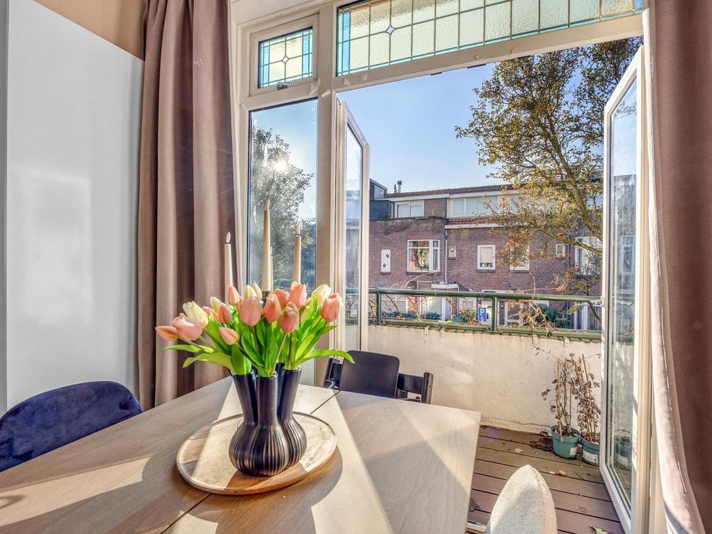 Dahliastraat 8, Rijswijk