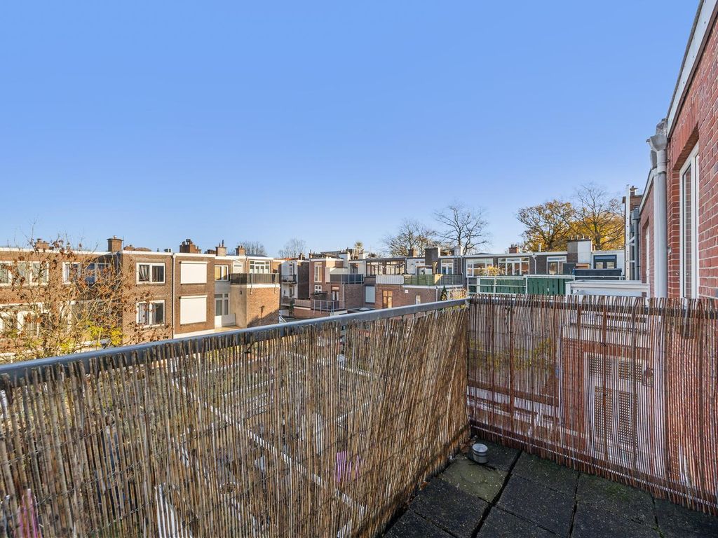 Dahliastraat 8, Rijswijk