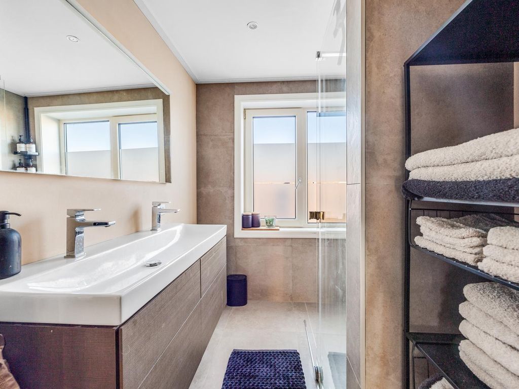 Dahliastraat 8, Rijswijk