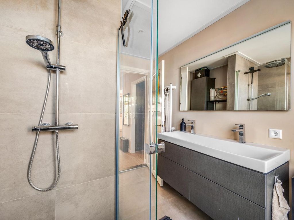 Dahliastraat 8, Rijswijk