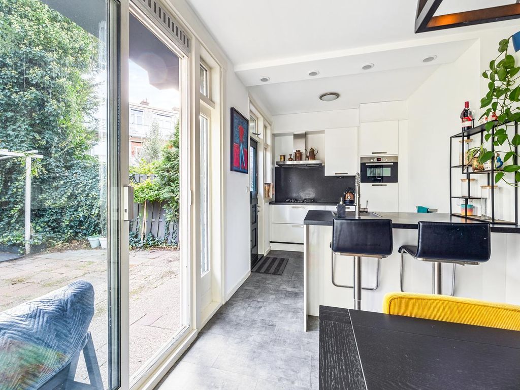 Miquelstraat 36, 'S-Gravenhage