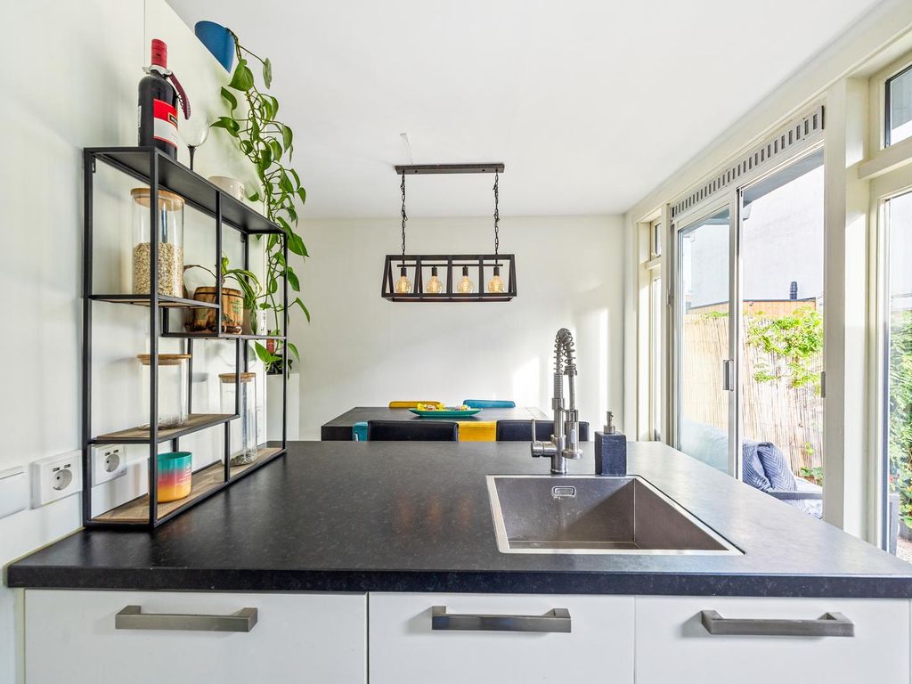 Miquelstraat 36, 'S-Gravenhage