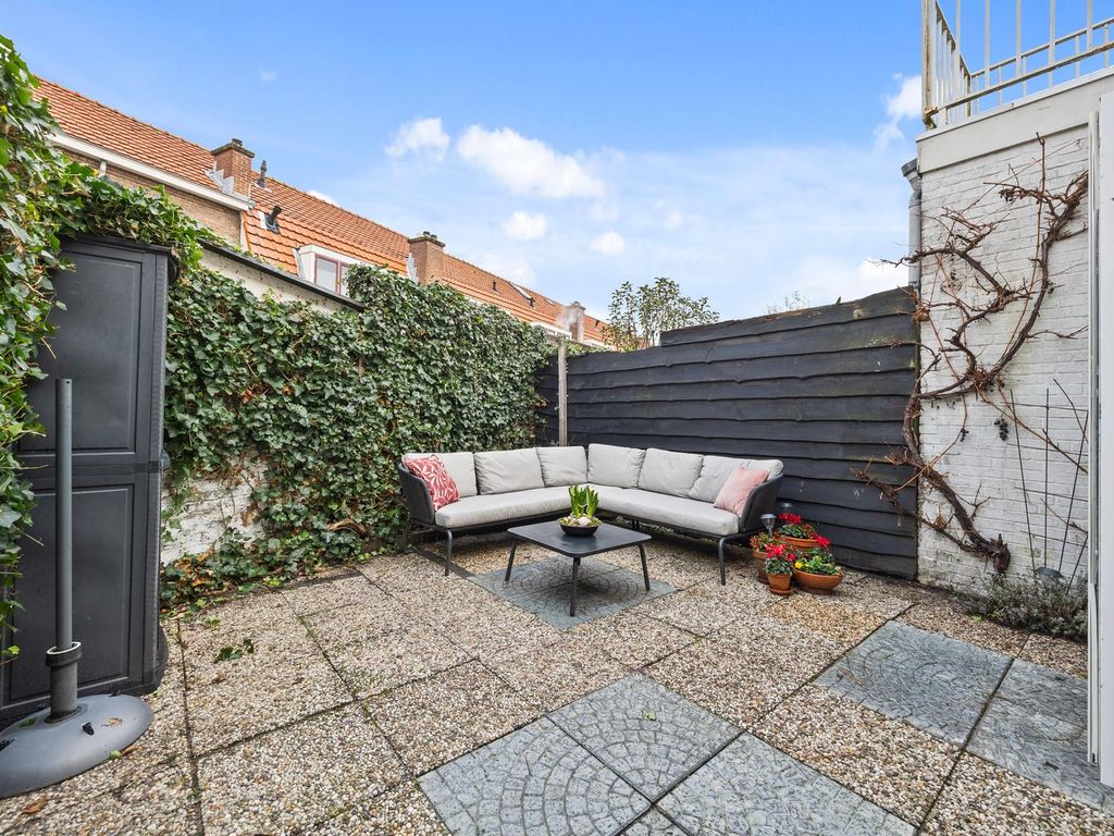 Carel Nakkenstraat 35, Rijswijk