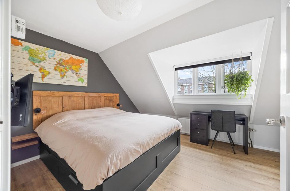 Carel Nakkenstraat 35