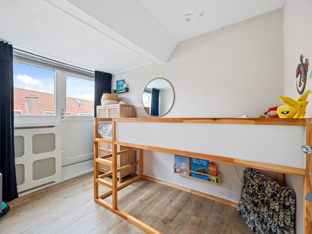 Carel Nakkenstraat 35, Rijswijk