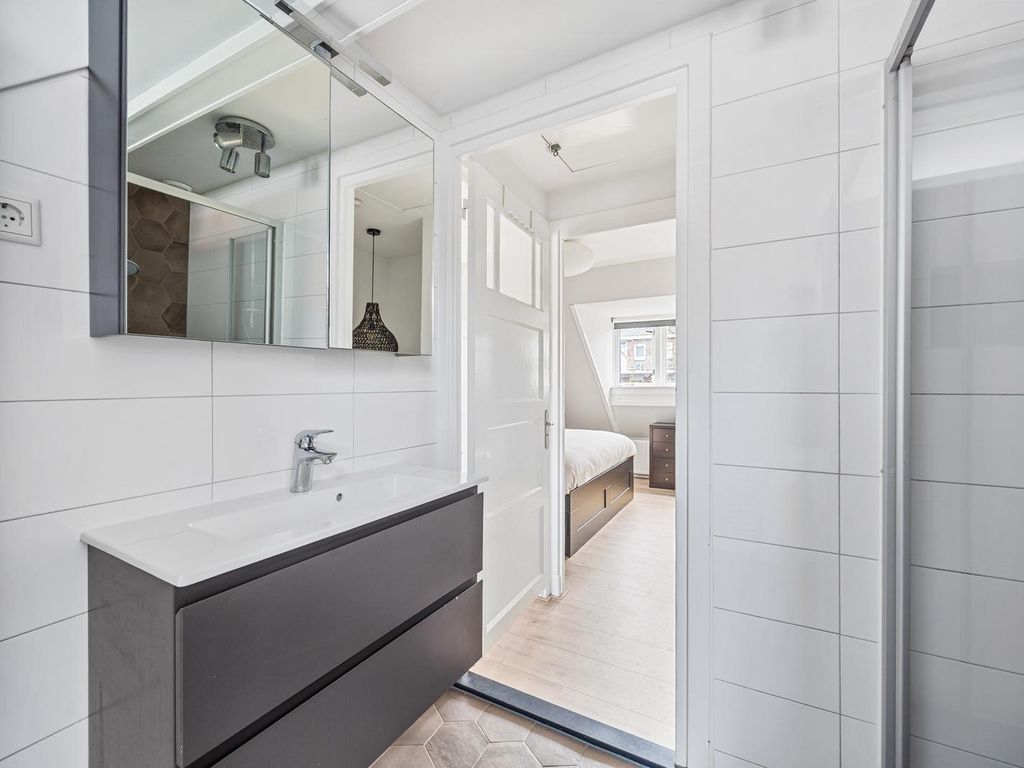 Carel Nakkenstraat 35, Rijswijk