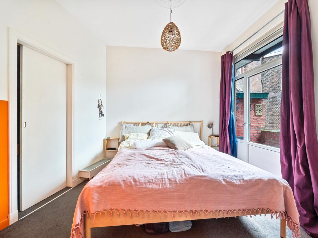 Vliegwielstraat 4, 'S-Gravenhage