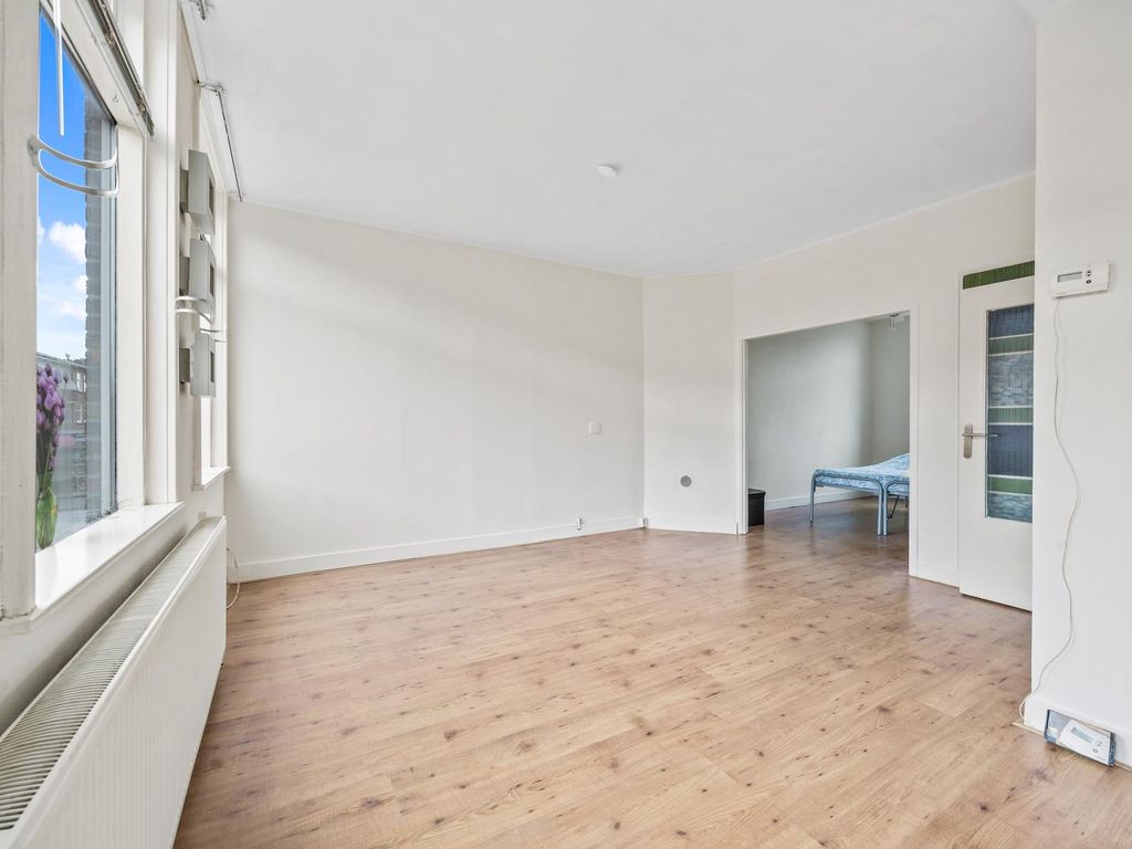 Pluvierstraat 272, 'S-Gravenhage