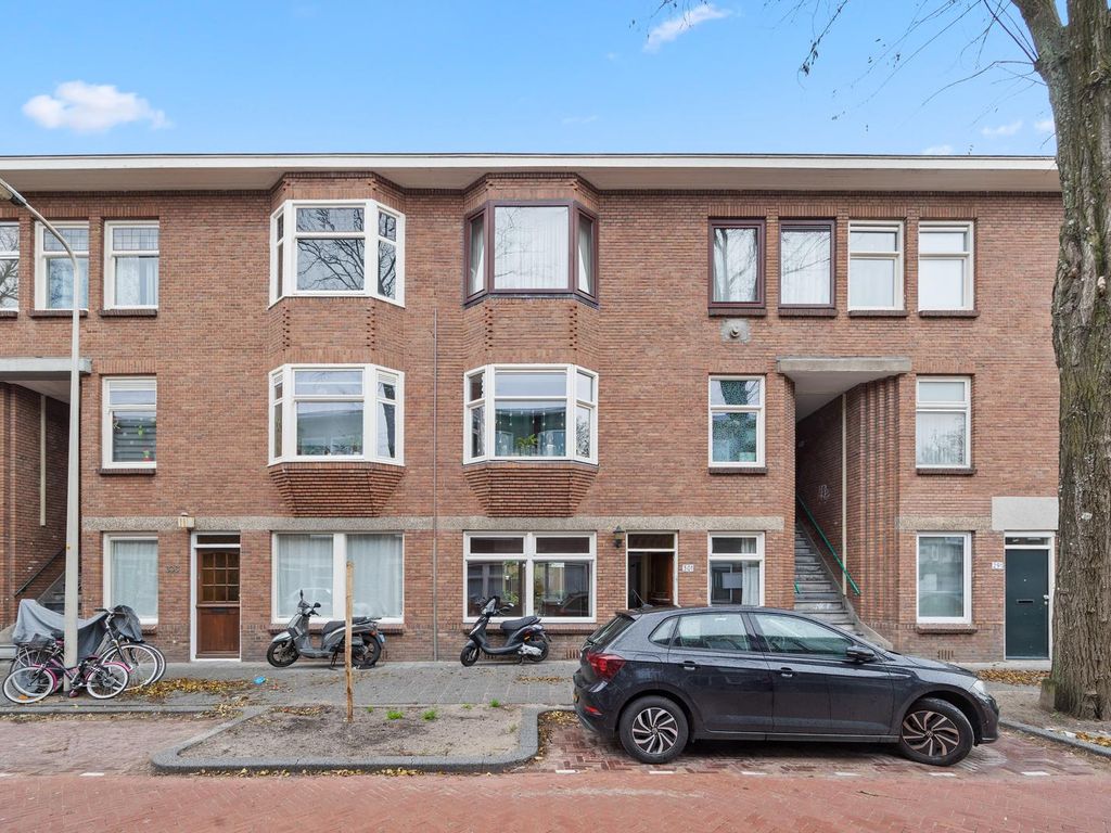 Deimanstraat 301, 'S-Gravenhage