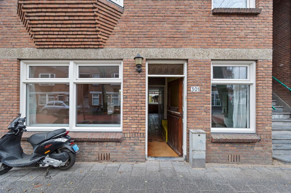 Deimanstraat 301