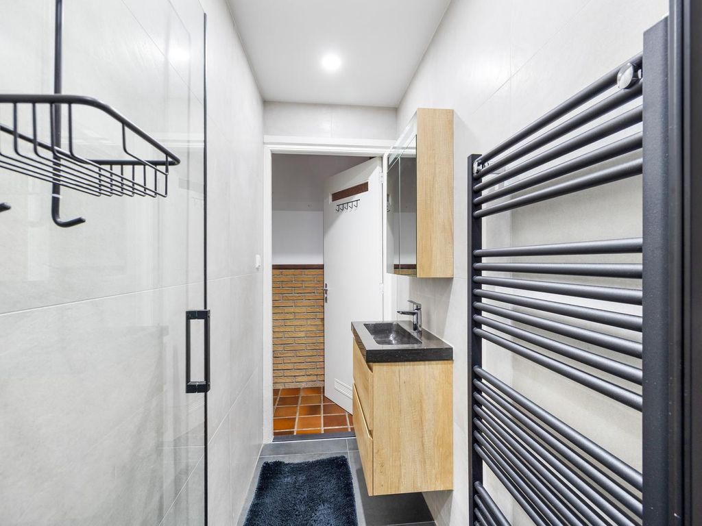 Deimanstraat 301, 'S-Gravenhage