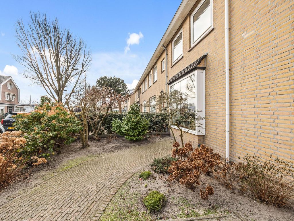 Molenstraat 108, Monster