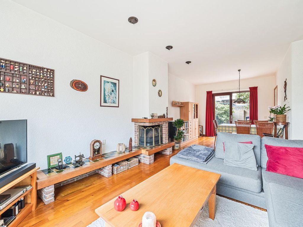 Molenstraat 108, Monster