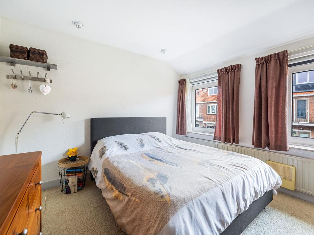 Molenstraat 108, Monster