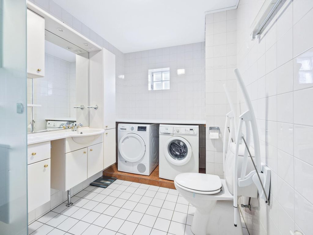 Van Egmondlaan 77, Wateringen