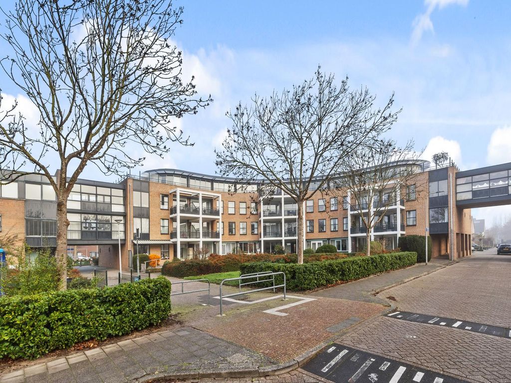 Van Egmondlaan 77, Wateringen