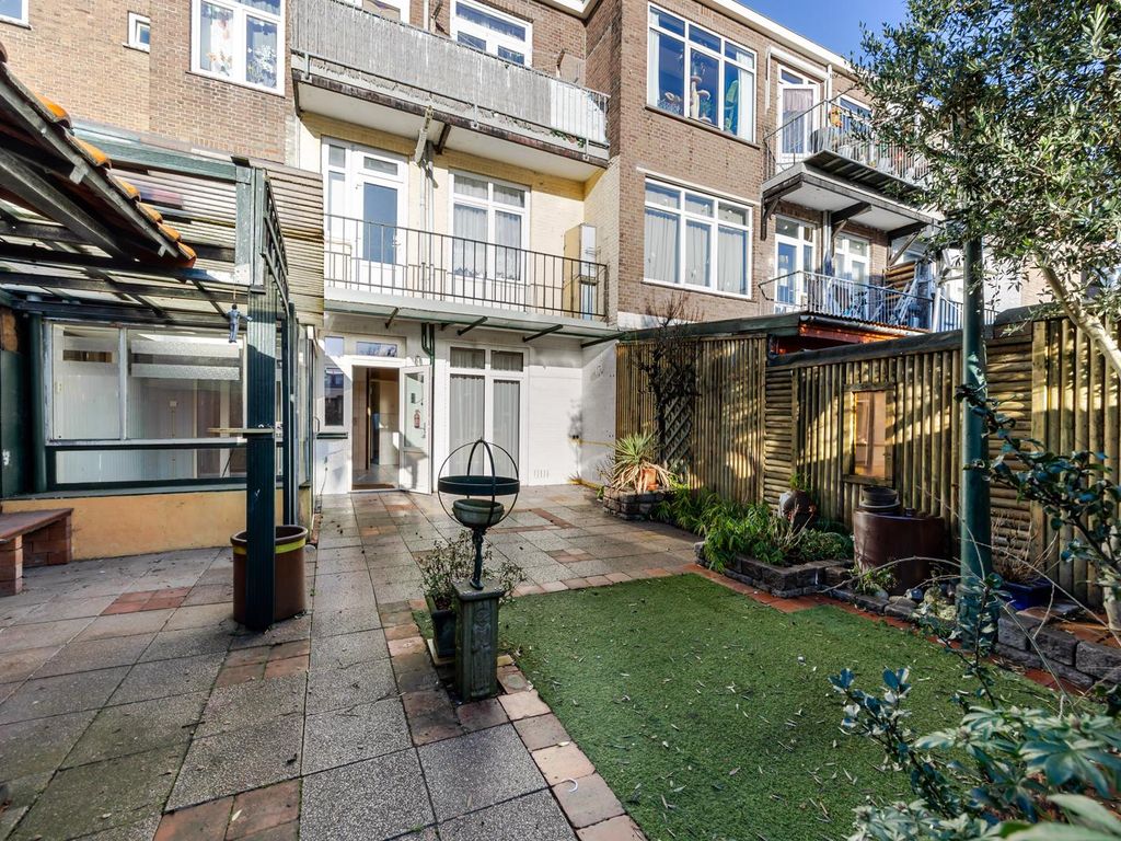 Rosseelsstraat 48, 'S-Gravenhage