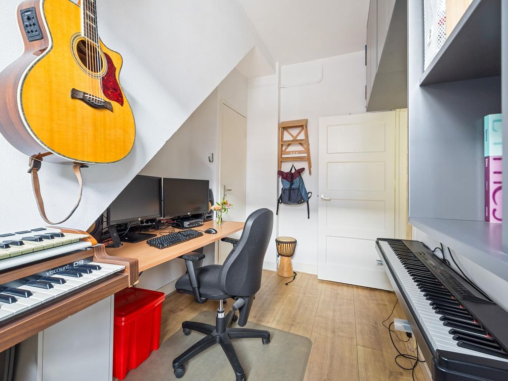 Linnaeusstraat 209, 'S-Gravenhage