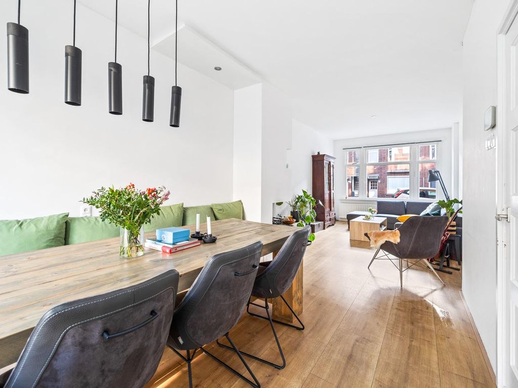 Linnaeusstraat 209, 'S-Gravenhage