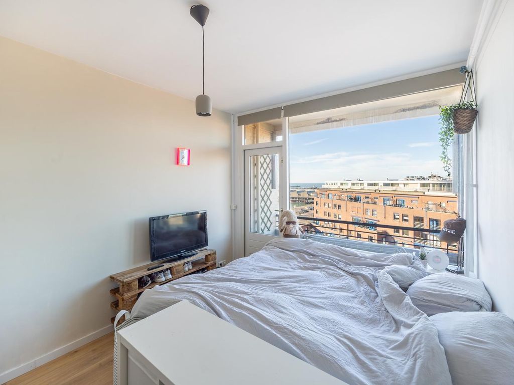 Zeesluisweg 168, 'S-Gravenhage