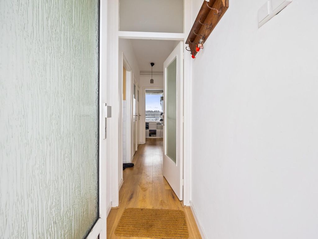 Zeesluisweg 168, 'S-Gravenhage