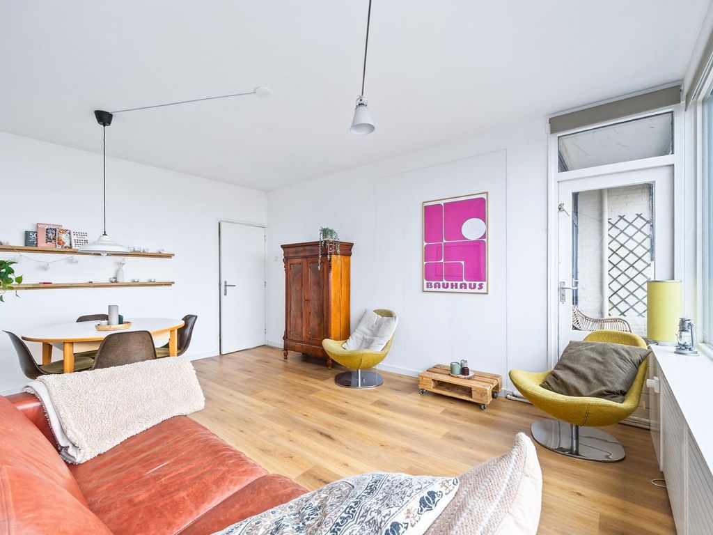 Zeesluisweg 168, 'S-Gravenhage