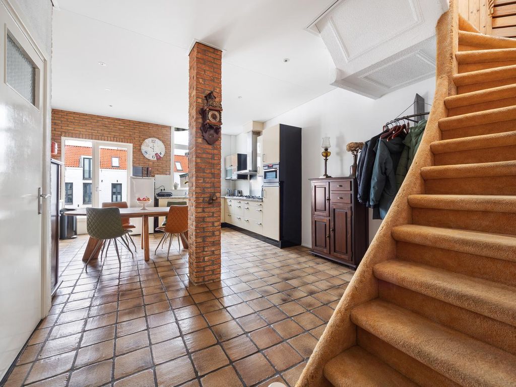 Badhuisstraat 83, 'S-Gravenhage