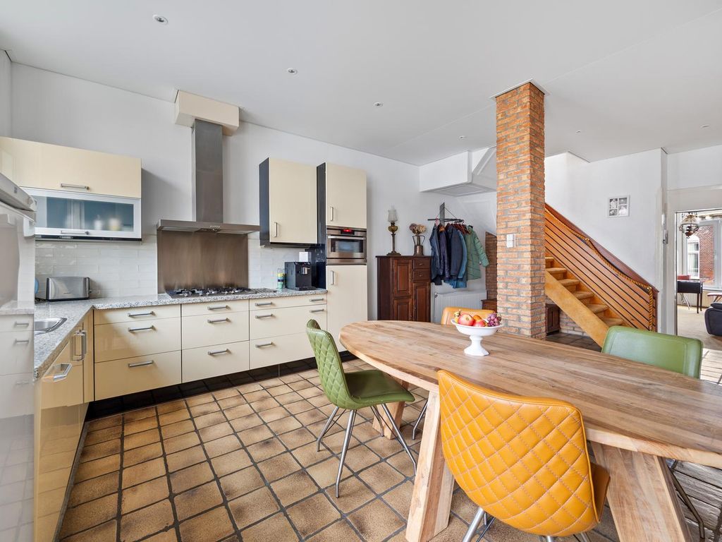 Badhuisstraat 83, 'S-Gravenhage