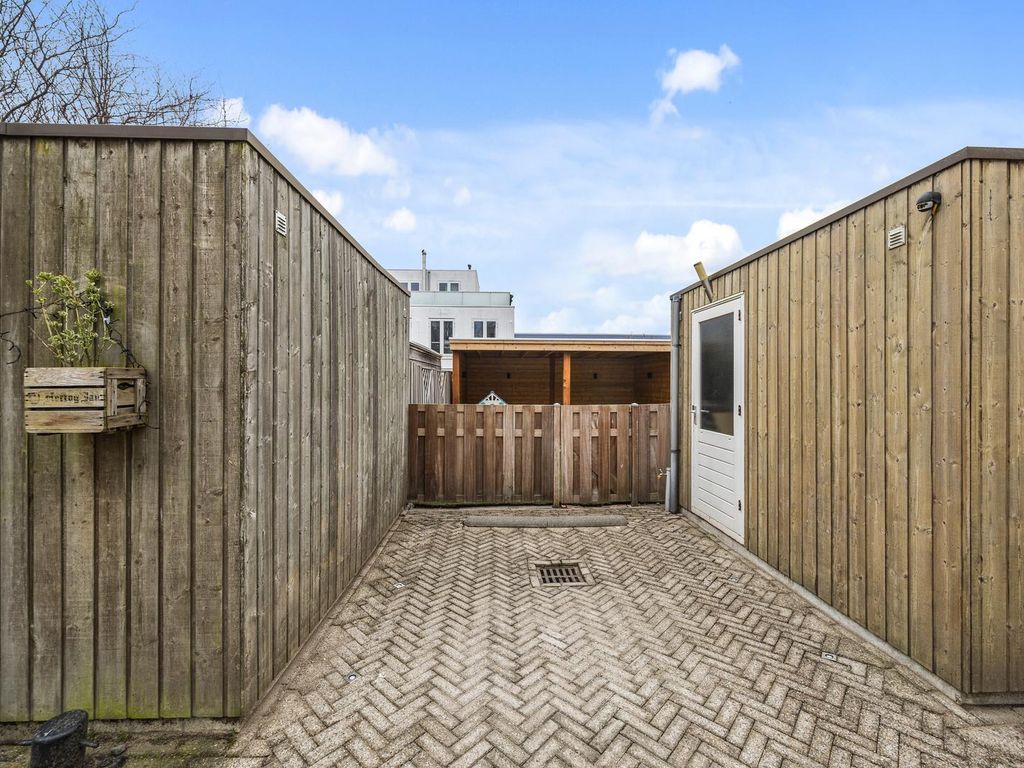 Klingwater 19, 'S-Gravenhage