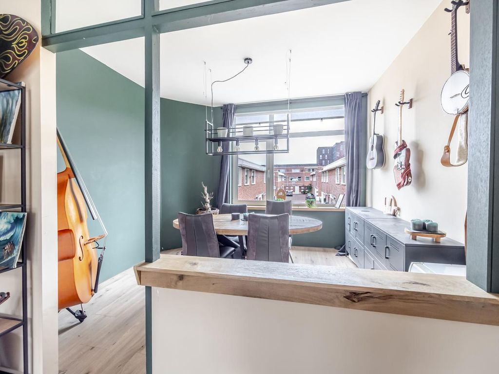 Pluvierstraat 369, 'S-Gravenhage