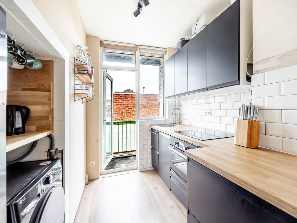 Pluvierstraat 369, 'S-Gravenhage