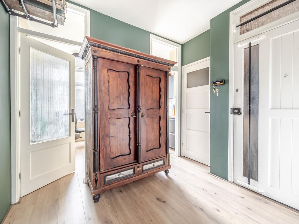 Pluvierstraat 369, 'S-Gravenhage