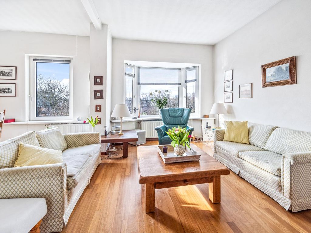 Deimanstraat 330, 'S-Gravenhage