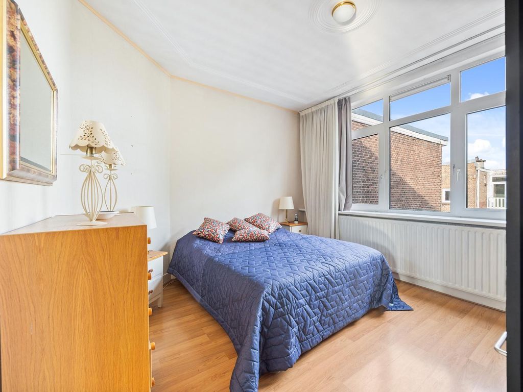 Deimanstraat 330, 'S-Gravenhage