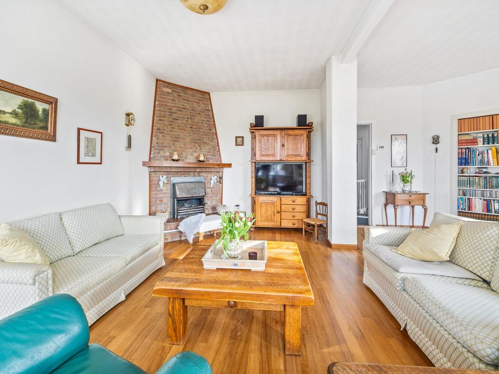 Deimanstraat 330, 'S-Gravenhage