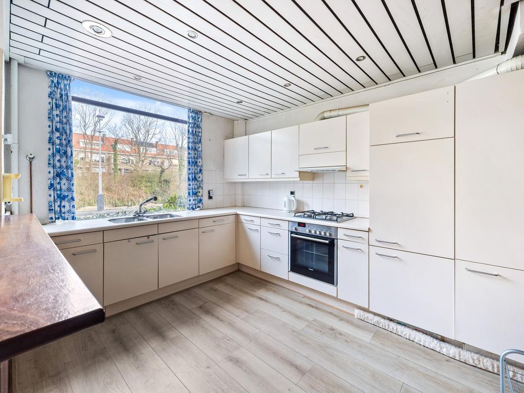 Aronskelkweg 226, 'S-Gravenhage