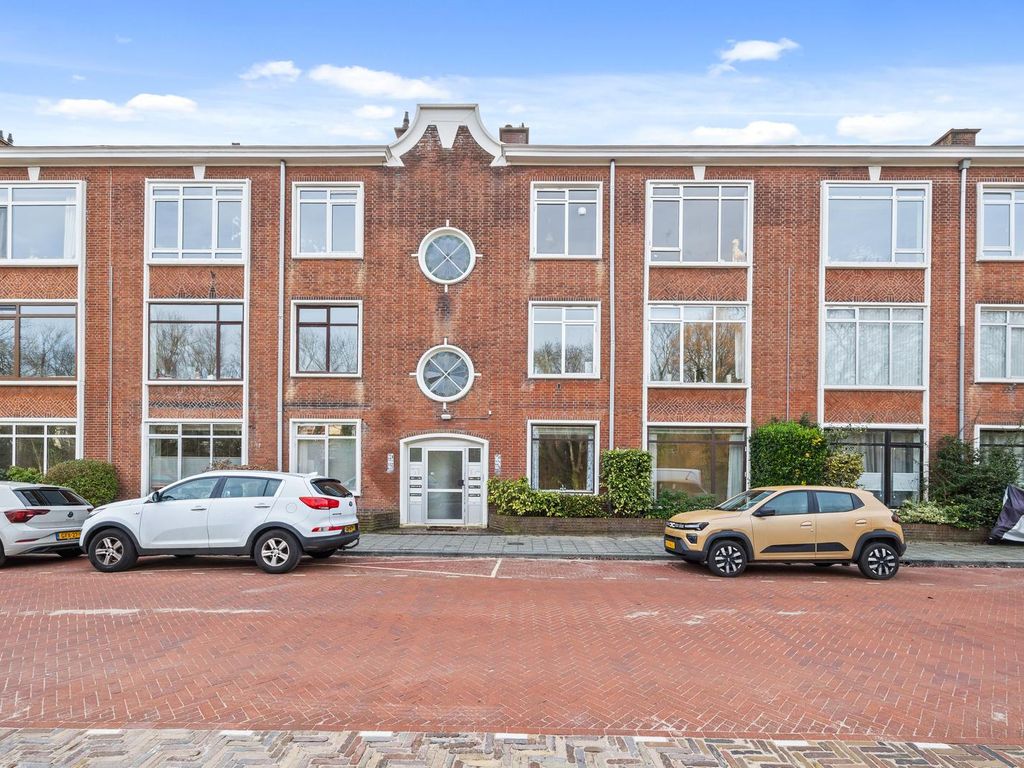 Aronskelkweg 226, 'S-Gravenhage